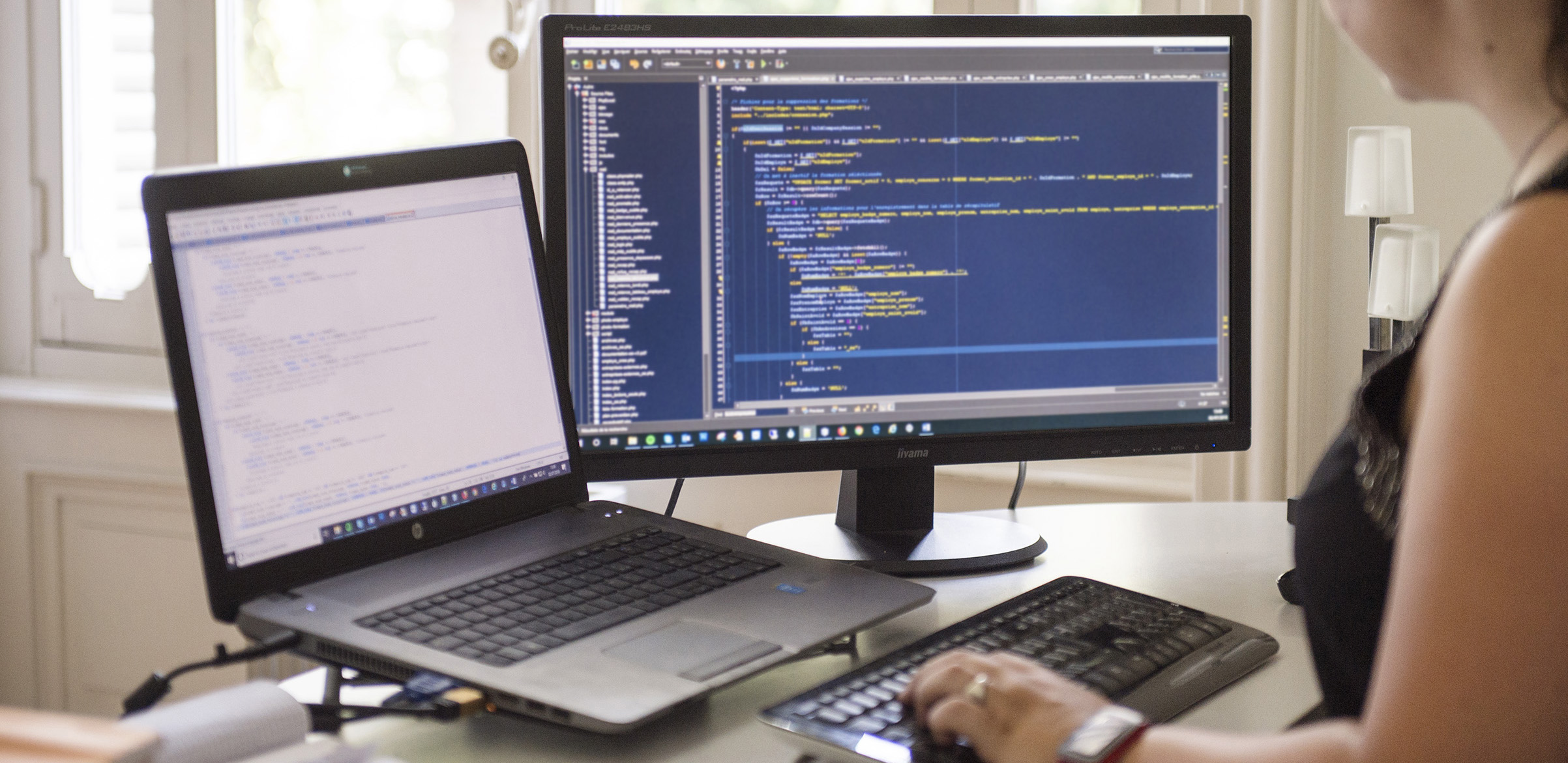 CAP DIGIT - Équipe de développement travaillant sur des projets web